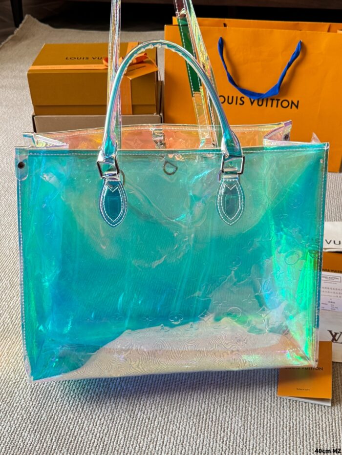 Louis Vuitton Onthego Laser Jungle Bag: Lightweight, Spacious And Versatile. - Image 6