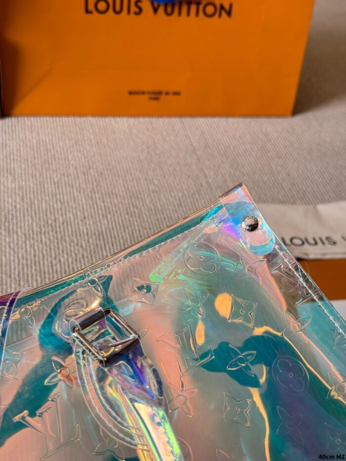 Louis Vuitton Onthego Laser Jungle Bag: Lightweight, Spacious And Versatile. - Image 8