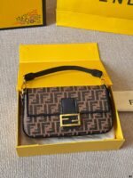 Fendi Baguette Bag: Classic Monogram, Flattering, Exquisite, Versatile, Autumn/Winter Outing Bag - Image 5