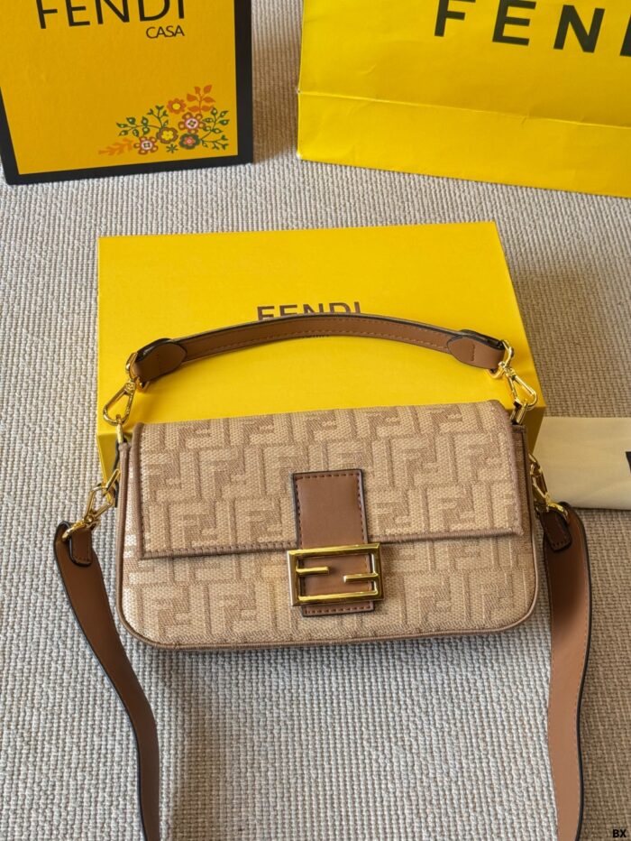 Fendi Baguette Bag: Classic Monogram, Flattering, Exquisite, Versatile, Autumn/Winter Outing Bag - Image 11