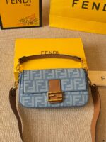 Fendi Baguette Bag: Classic Monogram, Flattering, Exquisite, Versatile, Autumn/Winter Outing Bag - Image 12