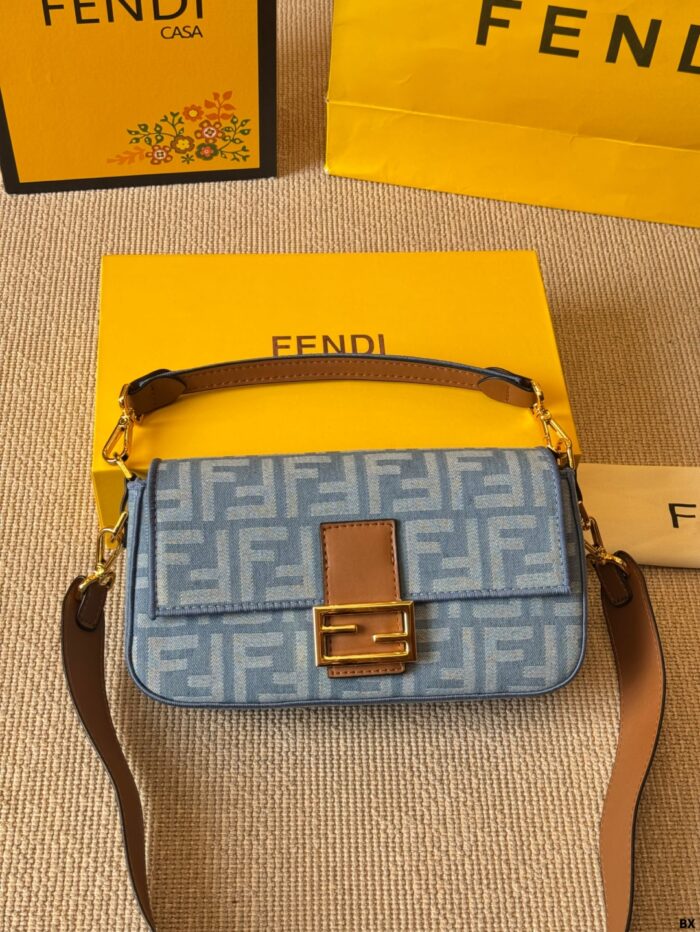 Fendi Baguette Bag: Classic Monogram, Flattering, Exquisite, Versatile, Autumn/Winter Outing Bag - Image 12
