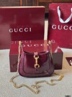 Gucci Jackie 1961 Patent Leather Series Underarm Bag Classic Lock Closure Genuine Calf Leather Extendable Shoulder Strap Outfit Essential - Image 7