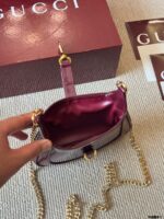 Gucci Jackie 1961 Patent Leather Series Underarm Bag Classic Lock Closure Genuine Calf Leather Extendable Shoulder Strap Outfit Essential - Image 8