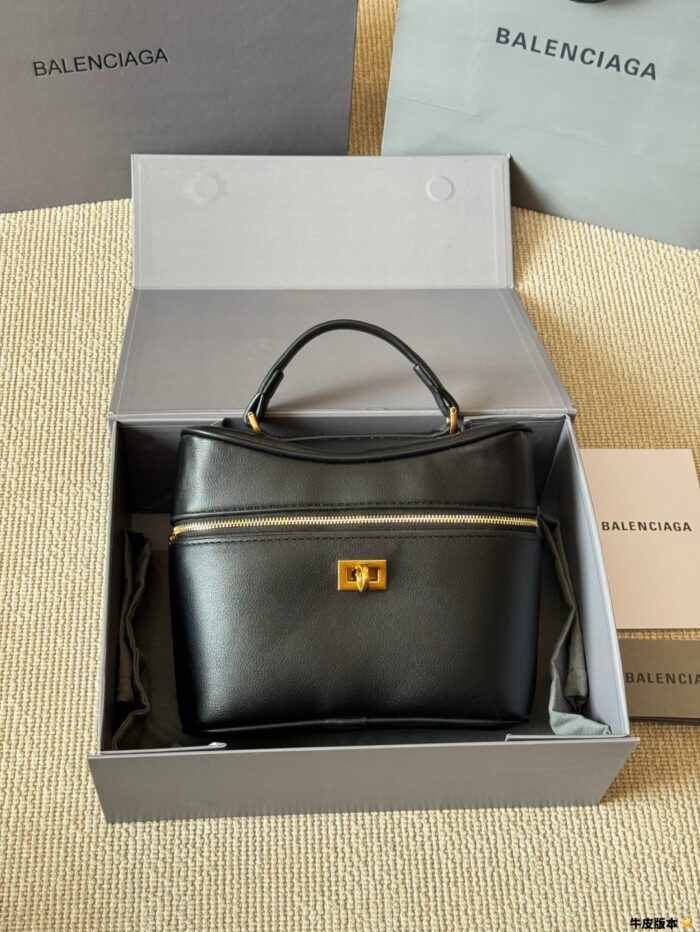 Balenciaga Rodeo Vanity Classic Black Metallic Logo Handbag/Crossbody Soft Leather With Generous Capacity - Image 2