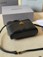 Balenciaga Rodeo Vanity Classic Black Metallic Logo Handbag/Crossbody Soft Leather With Generous Capacity - Image 7