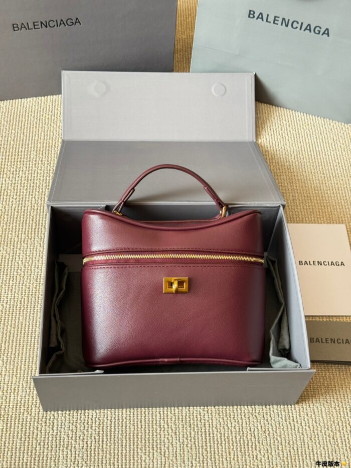 Balenciaga Rodeo Vanity Classic Black Metallic Logo Handbag/Crossbody Soft Leather With Generous Capacity - Image 11
