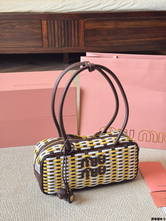 Miu Miu 25Ss Replica Woven Bowling Bag With Vintage Charms In Ultra-Soft Calfskin - Image 4