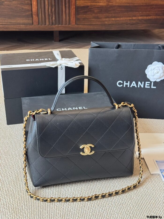 Chanel 25S Runway-Inspired Short Chain Handle Briefcase Spacious, Supple, Timeless And Versatile - Image 4