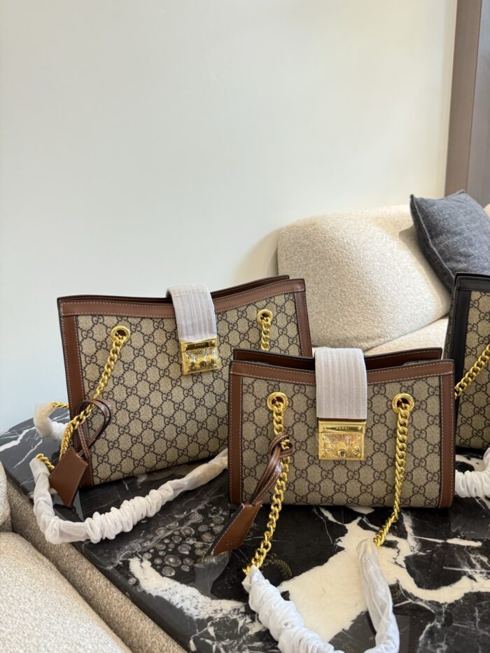 Gucci Padlock Flagship Store Large-Capacity Tote Bag - Image 3