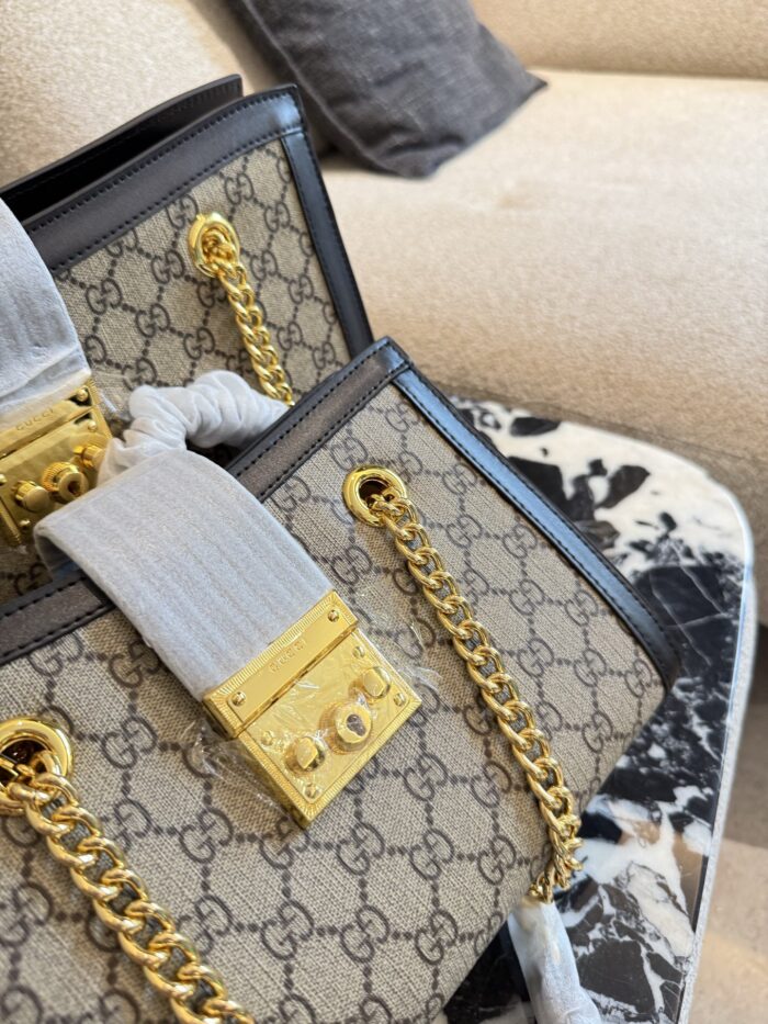 Gucci Padlock Flagship Store Large-Capacity Tote Bag - Image 5