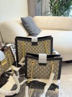 Gucci Padlock Flagship Store Large-Capacity Tote Bag - Image 8