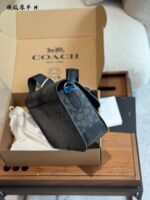 Coach Men'S Commuter Messenger Bag Minimalist, Stylish, Versatile, Generous Capacity - Image 3