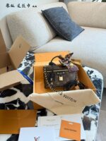 Louis Vuitton Vanity Classic Monogram Makeup Bag Minimalist And Stylish Durable Canvas Zip Closure Adjustable Shoulder Strap