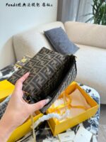 Fendi Classic Baguette Handbag Signature Pattern Exquisite Companionship - Image 7