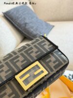 Fendi Classic Baguette Handbag Signature Pattern Exquisite Companionship - Image 8