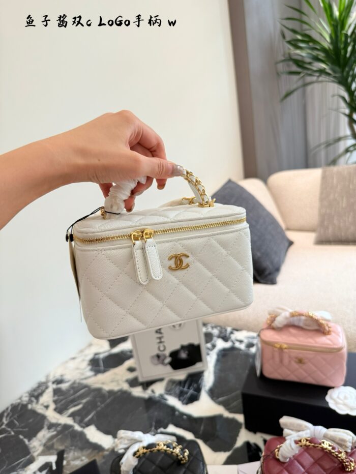 Chanel 25B Double C Handle Lychee Leather Long Box Bag - Image 7