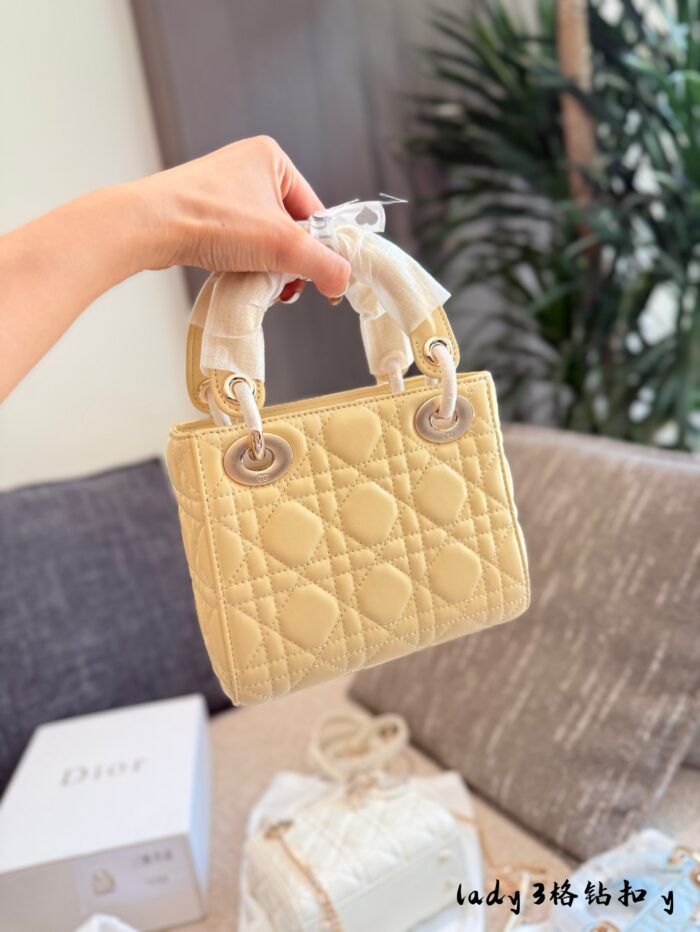 Dior Lady Classic Series Sheepskin Mini Diana Bag - 4 Compartments - Image 3