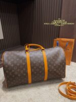 Louis Vuitton Keepall Travel Bag Large Capacity - Essential For Holidays And Travel - Image 3