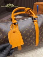 Louis Vuitton Keepall Travel Bag Large Capacity - Essential For Holidays And Travel - Image 6