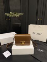 Celine Triomphe Black Gold Triomphe Bag Timeless Appeal Multiple Compartments Effortlessly Chic And Versatile - Image 5