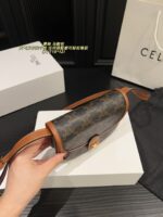 Celine Saddle Bag A Sophisticated, Versatile And Elegant Piece - Image 5