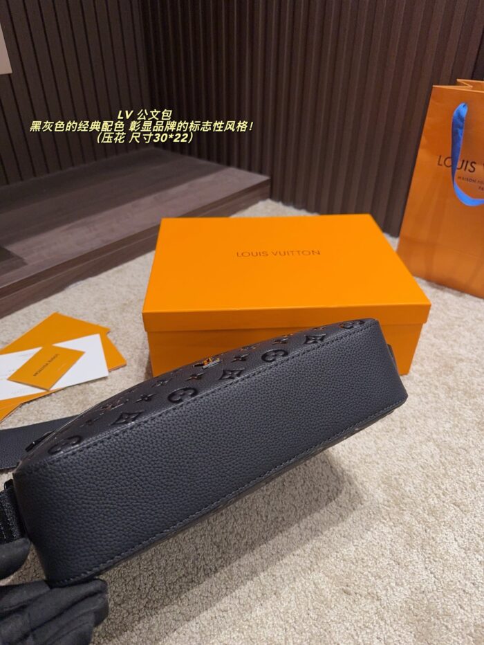 Louis Vuitton Briefcase Black And Grey Classic Colour Scheme Subtle Embossed Logo Detailing Solid And Dignified Fashionable And Elegant - Image 3