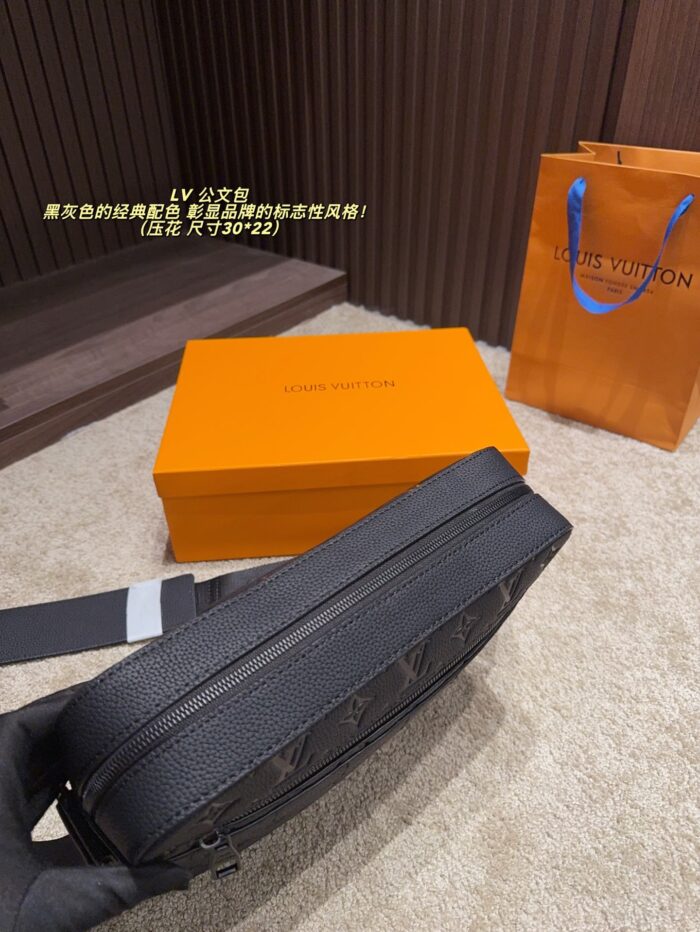 Louis Vuitton Briefcase Black And Grey Classic Colour Scheme Subtle Embossed Logo Detailing Solid And Dignified Fashionable And Elegant - Image 9