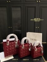 Dior Lady Dior Bag Comfortable And Refined Simple And Elegant An Elegant Commuter Bag - Image 11