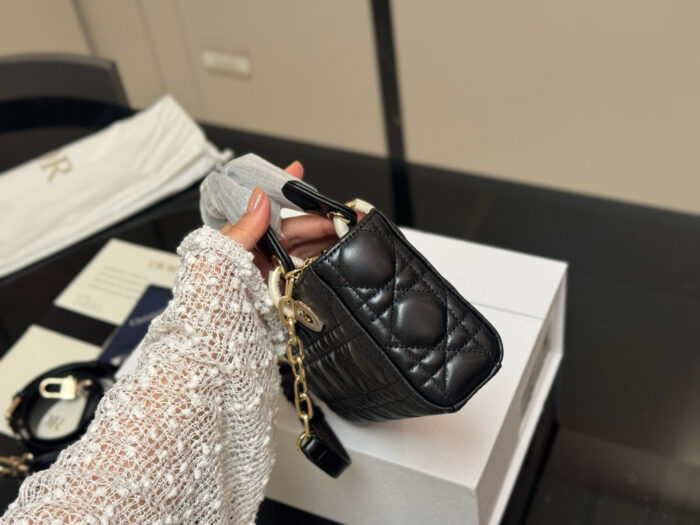 Dior Lady Horizontal Diana Bag 2025 New Style Dual Straps - Image 7