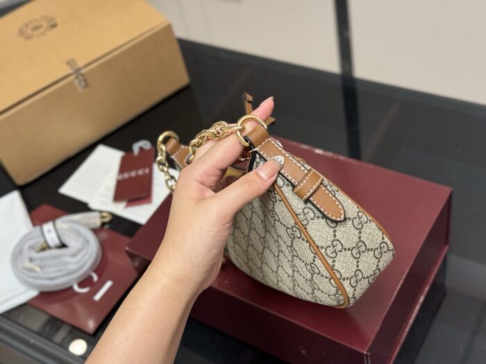 Gucci Ophidia Series Monogram Shoulder Bag Mahjong-Style Silhouette, Vintage And Versatile - Image 6
