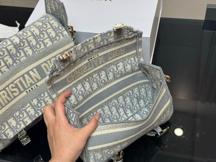 Dior Camp Messenger Bag - Lightweight, Unisex, Boxed & Upgraded Edition - Image 4