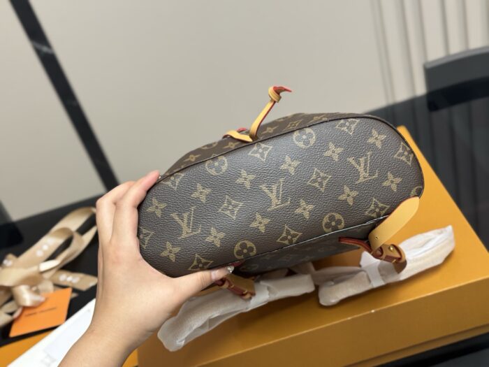 Louis Vuitton Classic Matching Pattern With Cowhide Backpack - Image 9