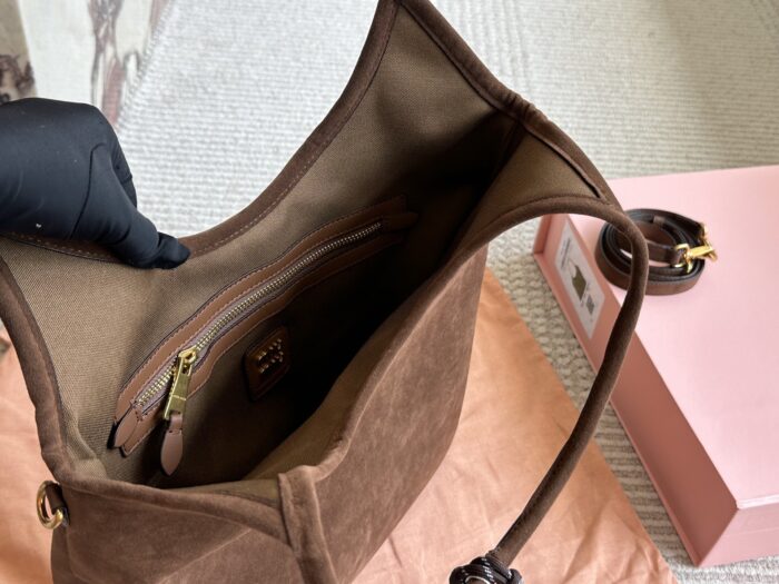 Miu Miu New Tote Bag - Black/Brown - Excellent Silhouette - Image 6