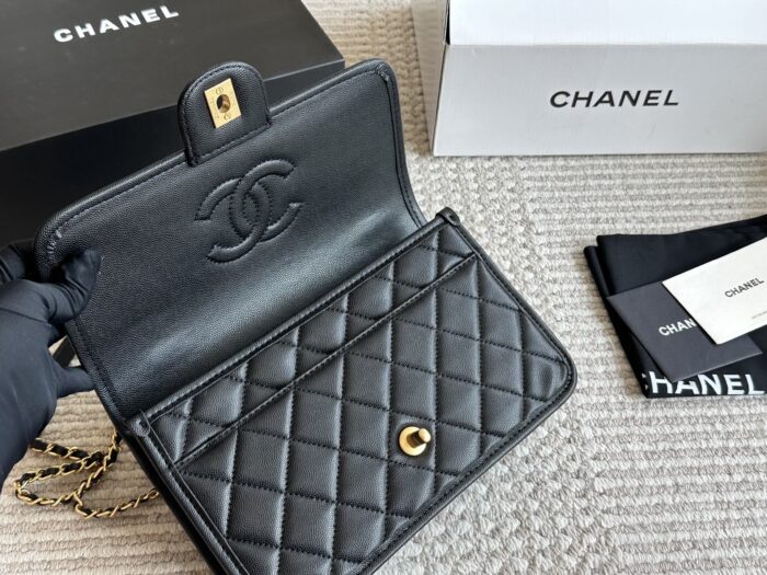 Chanel 25S Series Small Caviar Grain Leather Quilted Bag - Refined And Durable - Image 9