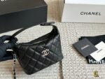 Chanel 25C Hobo Classic Chain Evening Bag/Lunchbox Bag - Cowhide Leather - Detachable Adjustable Chain Strap - Image 4
