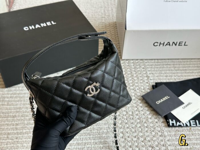Chanel 25C Hobo Classic Chain Evening Bag/Lunchbox Bag - Cowhide Leather - Detachable Adjustable Chain Strap - Image 8