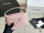 Chanel 25C Hobo Classic Chain Evening Bag/Lunchbox Bag - Cowhide Leather - Detachable Adjustable Chain Strap - Image 14