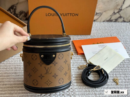 Louis Vuitton Fortune Bucket Bag Two-Tone Design Handheld Or Crossbody Spacious And Versatile