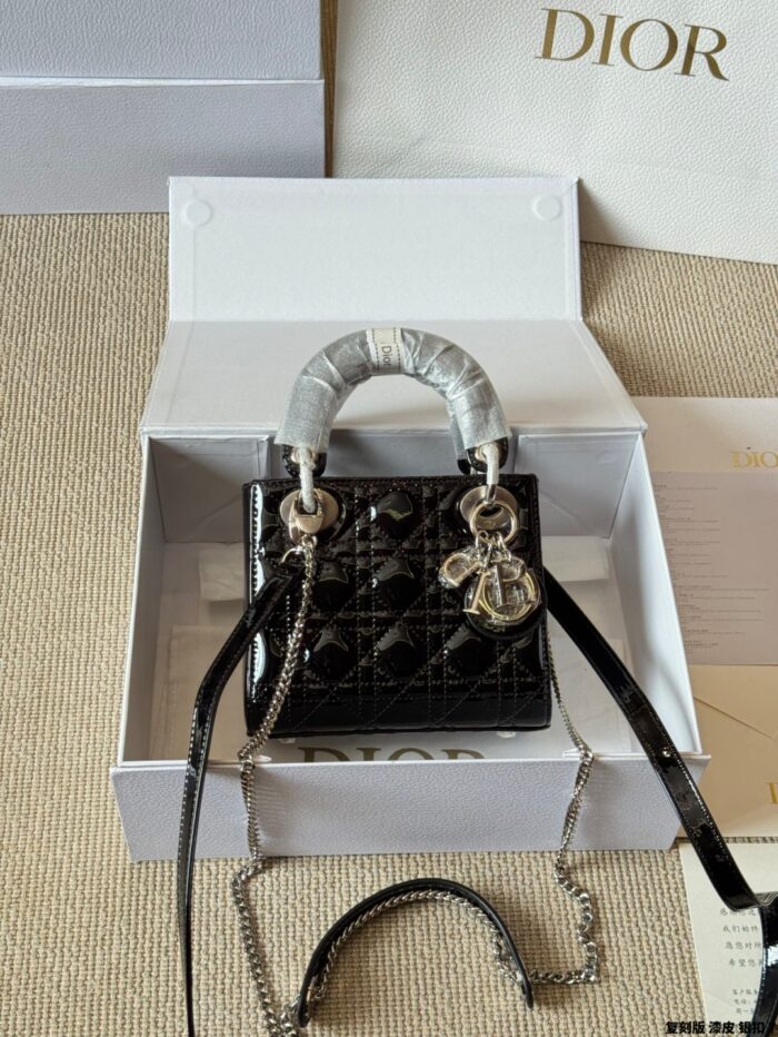 Dior Lady Patent Leather Silver Buckle Lambskin Handbag With Adjustable Shoulder Strap - Image 4