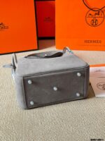 Hermes Lindy26 Full-Grain Leather Casual Lindy Bag - Image 5