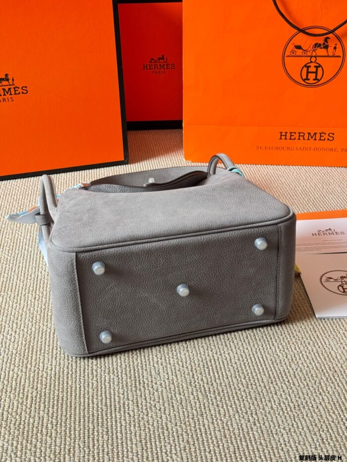 Hermes Lindy26 Full-Grain Leather Casual Lindy Bag - Image 5