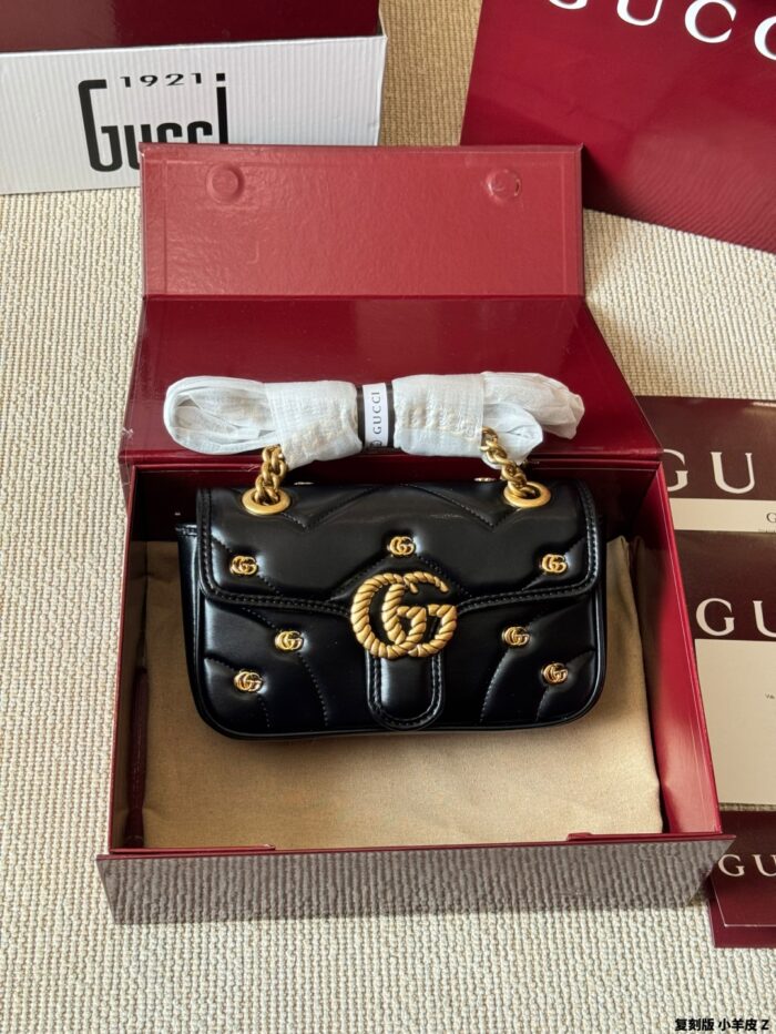 Gucci Gg Marmont Replica Lambskin Quilted V-Shaped Leather Double G Rivet Shoulder Bag - Image 3