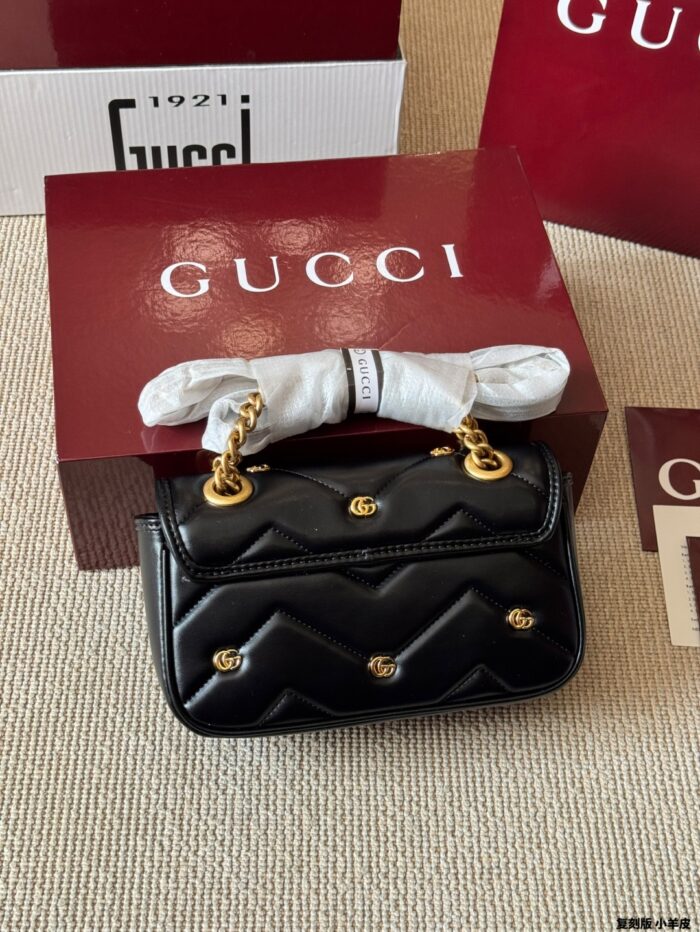 Gucci Gg Marmont Replica Lambskin Quilted V-Shaped Leather Double G Rivet Shoulder Bag - Image 6
