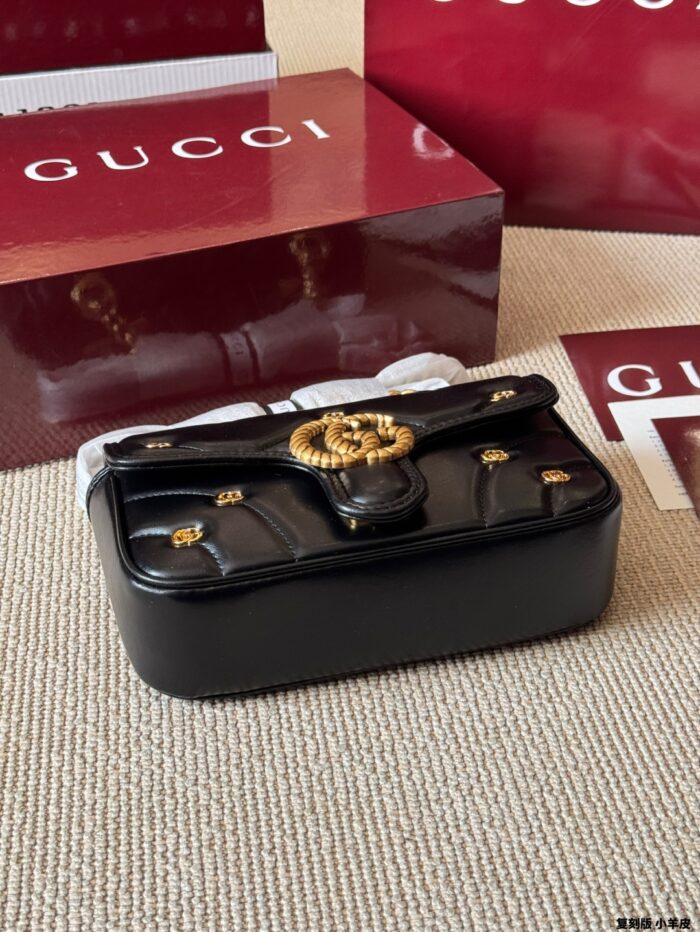 Gucci Gg Marmont Replica Lambskin Quilted V-Shaped Leather Double G Rivet Shoulder Bag - Image 7