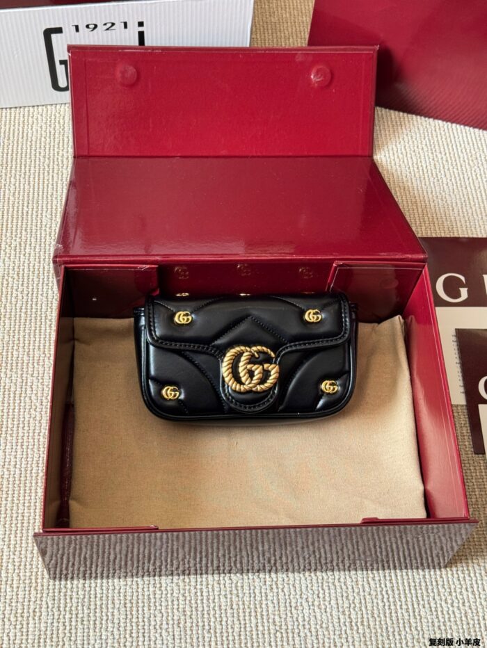 Gucci Gg Marmont Replica Lambskin Quilted V-Shaped Leather Double G Rivet Shoulder Bag - Image 11