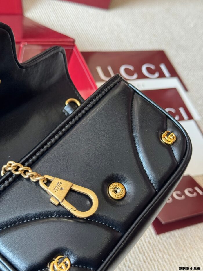Gucci Gg Marmont Replica Lambskin Quilted V-Shaped Leather Double G Rivet Shoulder Bag - Image 12