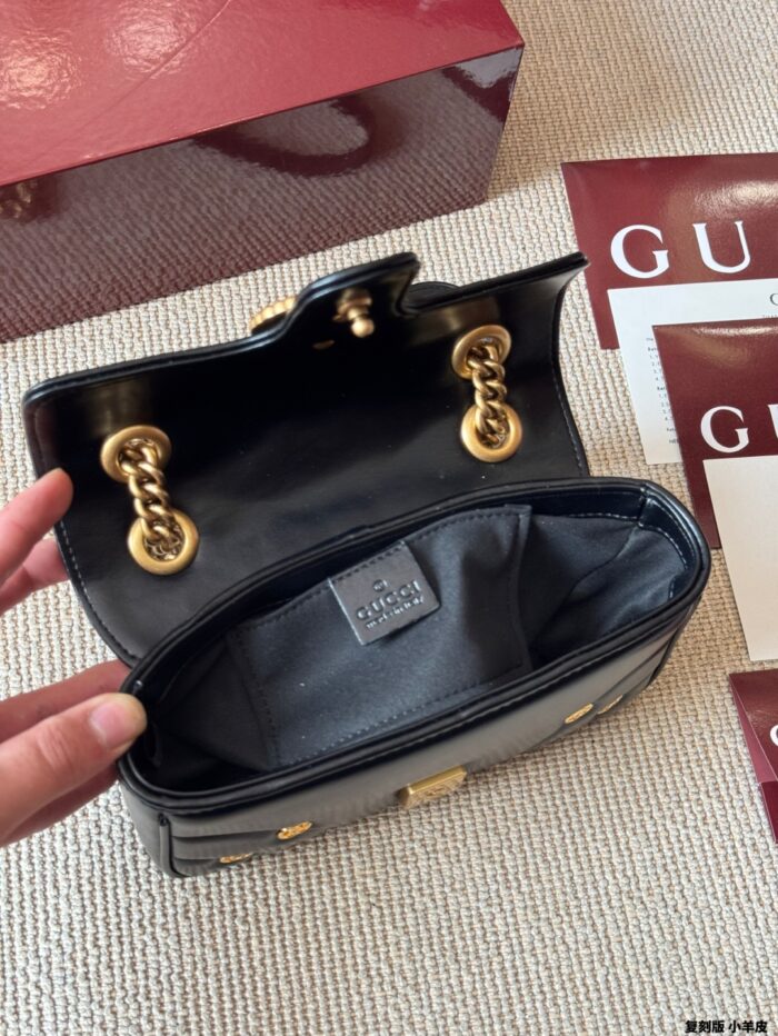 Gucci Gg Marmont Replica Lambskin Quilted V-Shaped Leather Double G Rivet Shoulder Bag - Image 13