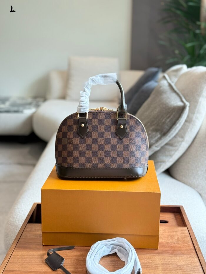 Louis Vuitton Alma Bb Monogram Multicolore Shell Bag Classic And Practical, Authentic High-Quality - Image 5