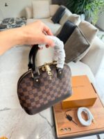 Louis Vuitton Alma Bb Monogram Multicolore Shell Bag Classic And Practical, Authentic High-Quality - Image 7